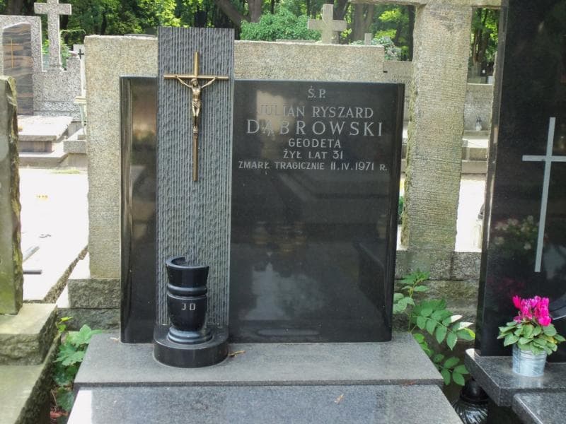 Zdjęcie grobu Julian Ryszard Dąbrowski (2)