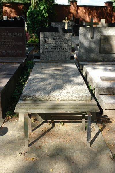Zdjęcie grobu Janina Hukowska (1)