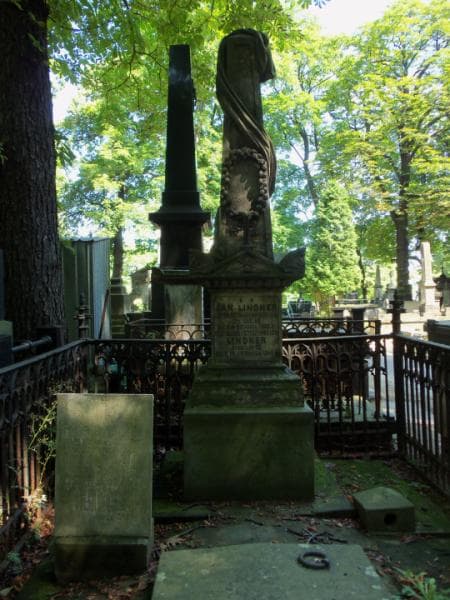 Zdjęcie grobu Maria Lindnerowa (2)