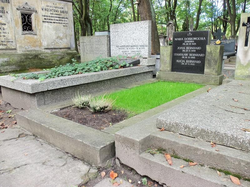Zdjęcie grobu Alicja Bernhard (1)