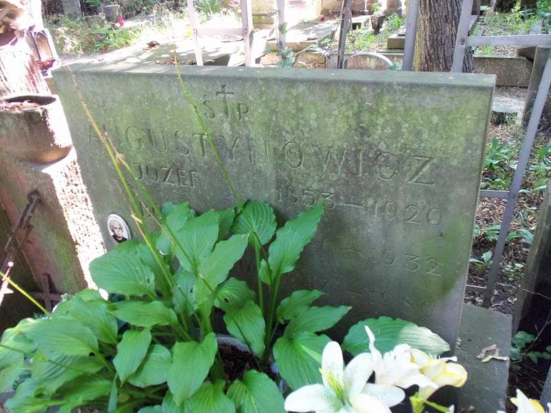 Zdjęcie grobu Jerzy Augustynowicz (2)