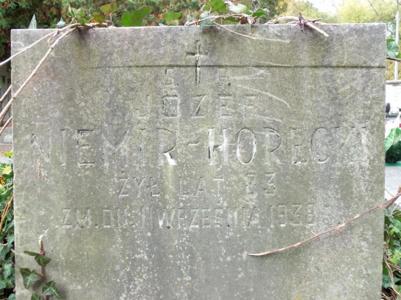Zdjęcie grobu Józef Niemir - Horecki (2)
