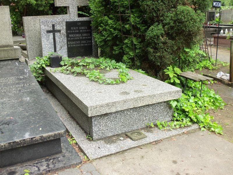 Zdjęcie grobu Wiktoria Kwiek (1)