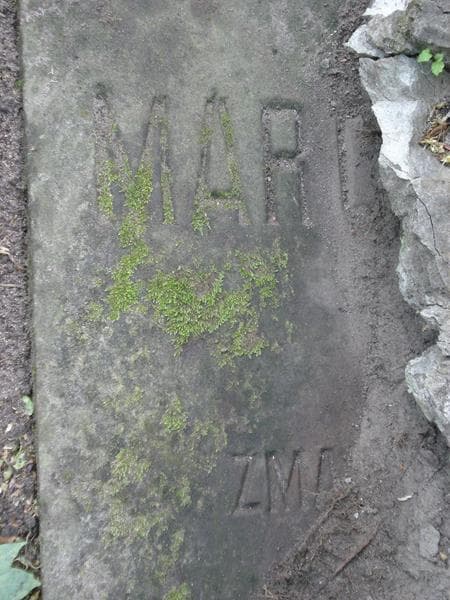 Zdjęcie grobu Anonim (1)