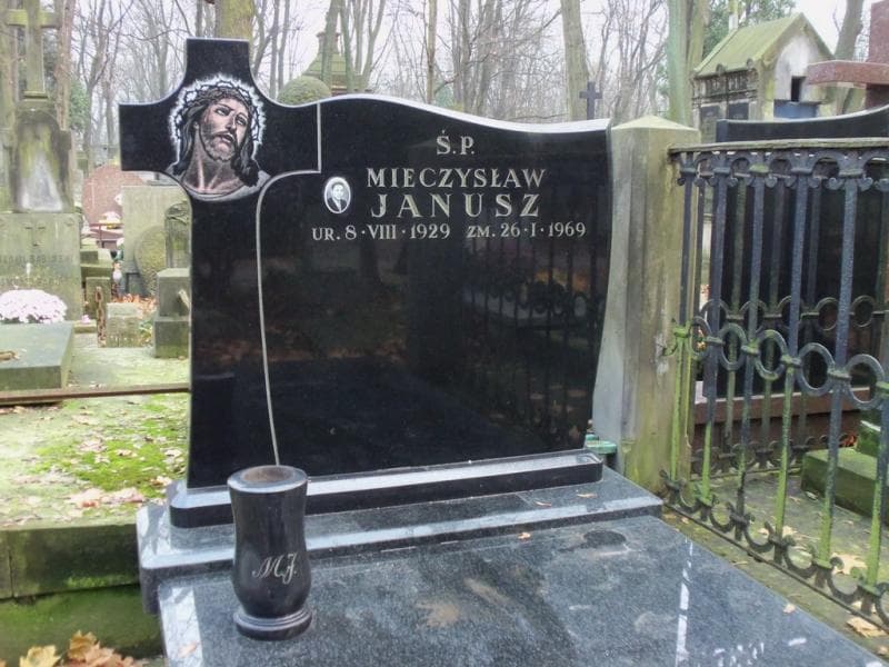 Zdjęcie grobu Mieczysław Janusz (2)