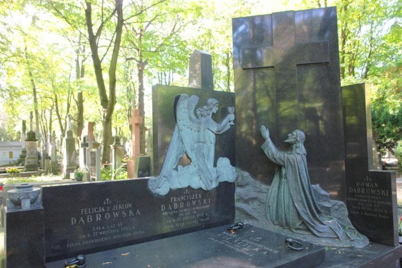 Zdjęcie grobu Roman Dąbrowski (2)