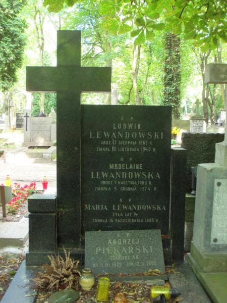 Zdjęcie grobu Marja Lewandowska (2)