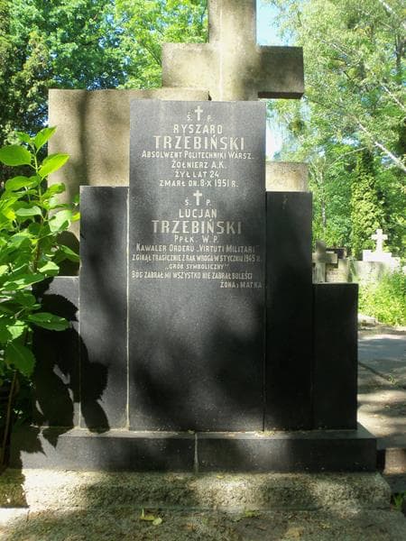 Zdjęcie grobu Ryszard Trzebiński (2)