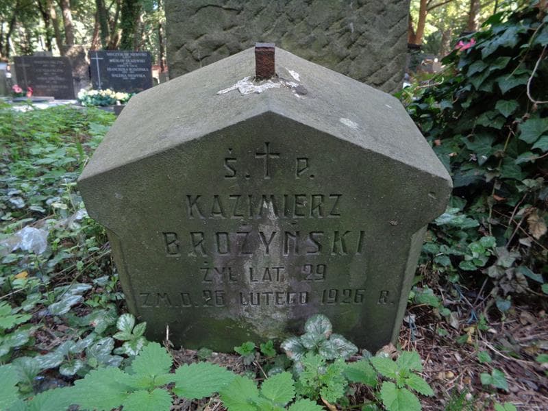 Zdjęcie grobu Kazimierz Brożyński (2)