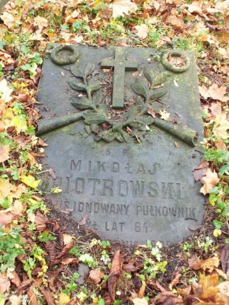 Zdjęcie grobu Mikołaj Piotrowski (2)