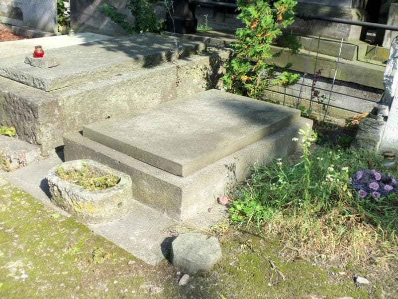 Zdjęcie grobu Bronisława Burska (1)
