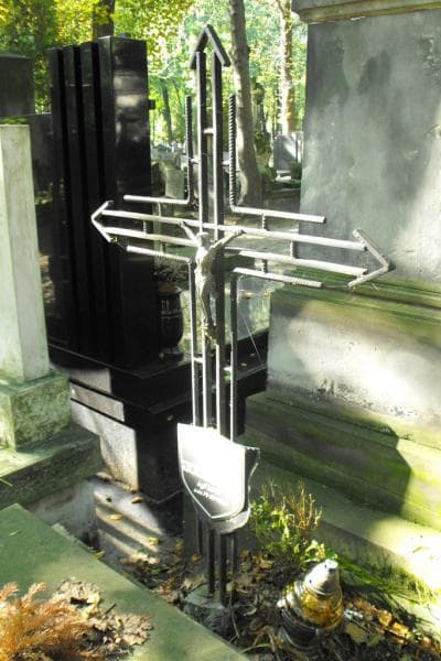 Zdjęcie grobu Tadeusz Jodłowski (2)