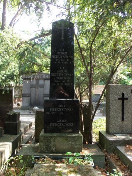 Zdjęcie grobu Jadwiga Pietrzykowska (2)