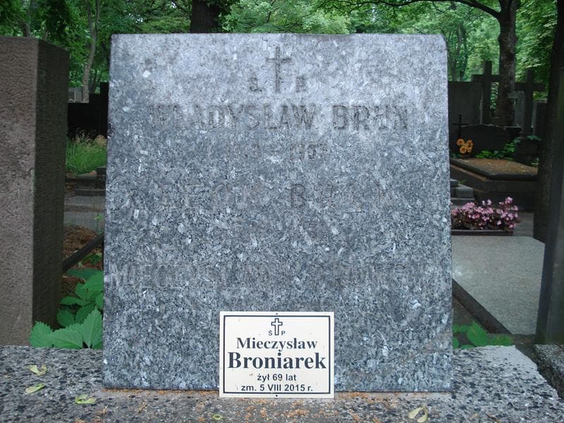 Zdjęcie grobu Mieczysława Brunowa (2)