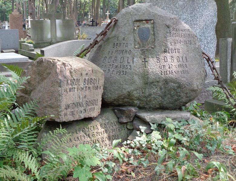 Zdjęcie grobu Berta Boboli (2)