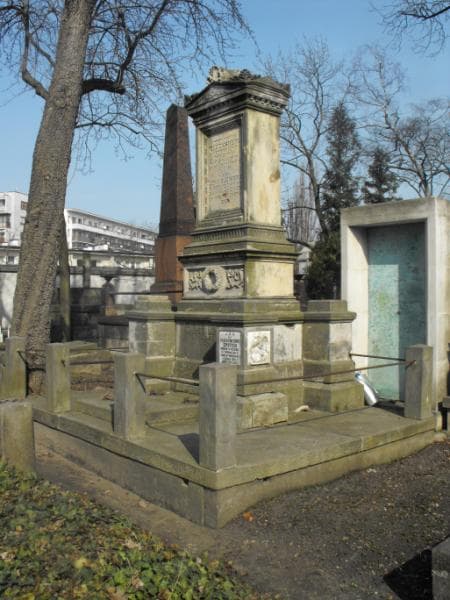 Zdjęcie grobu Bronisława Plewińska (1)