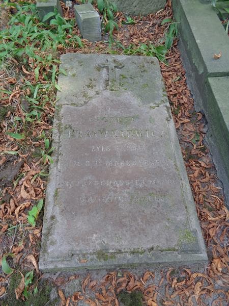 Zdjęcie grobu Józefa Frączkiewicz (2)
