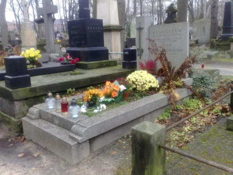 Zdjęcie grobu Stanisław Niewiadomski (1)
