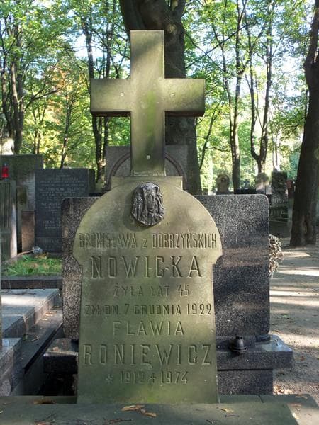 Zdjęcie grobu Bronisława Nowicka (2)
