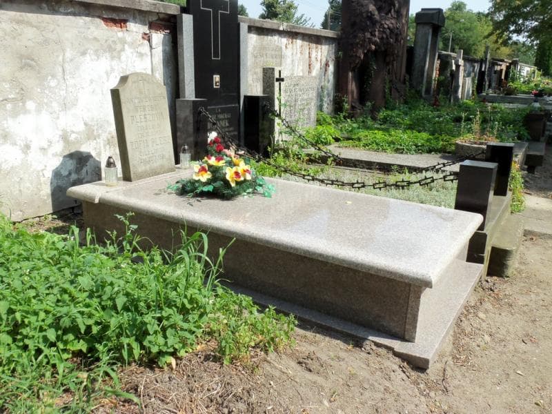 Zdjęcie grobu Zofia Plesz (1)