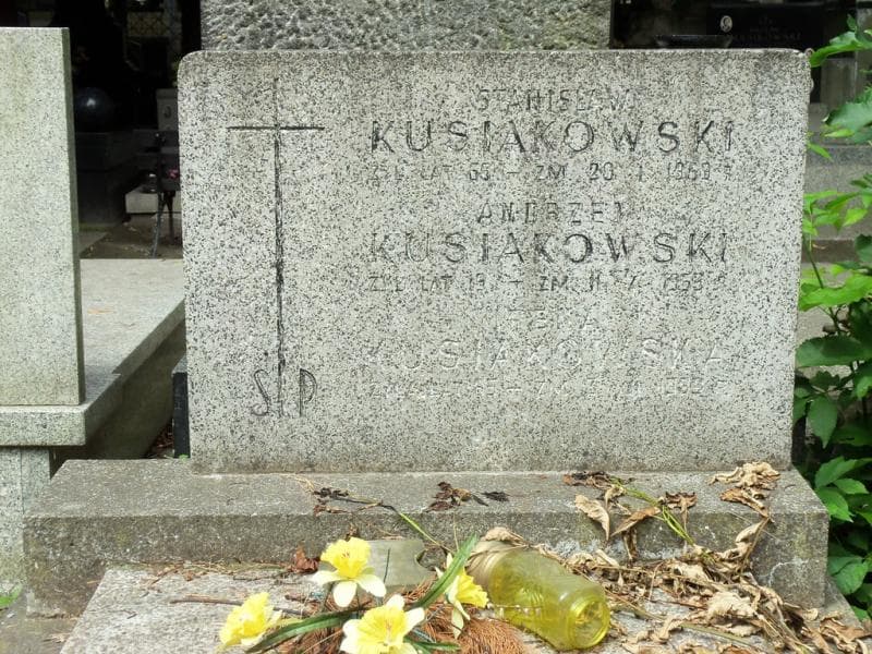 Zdjęcie grobu Andrzej Kusiakowski (2)