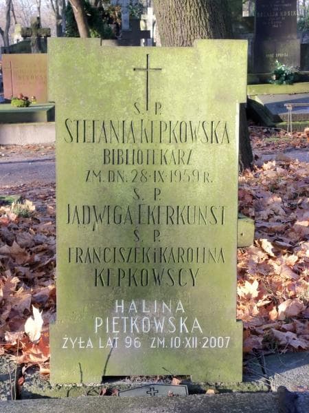 Zdjęcie grobu Halina Piętkowska (2)