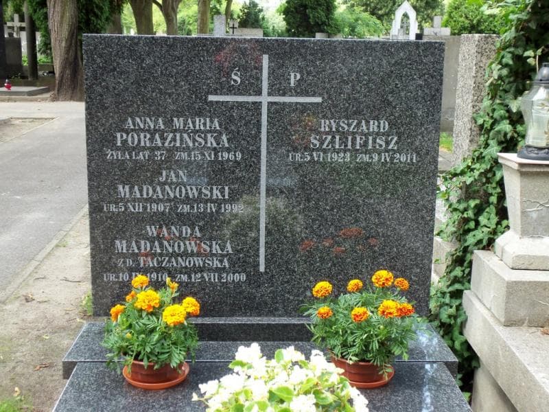 Zdjęcie grobu Jan Madanowski (2)