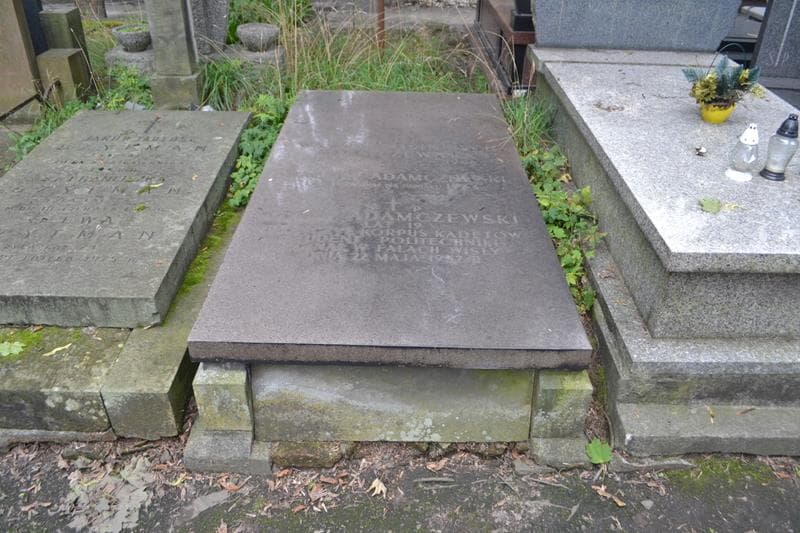 Zdjęcie grobu Wacław Adamczewski (1)