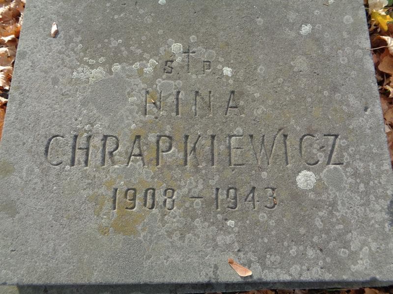 Zdjęcie grobu Nina Chrapkiewicz (2)