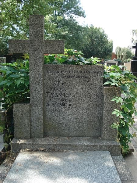 Zdjęcie grobu Feliks Tyszko (2)