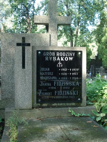 Zdjęcie grobu Julian Rybak (2)