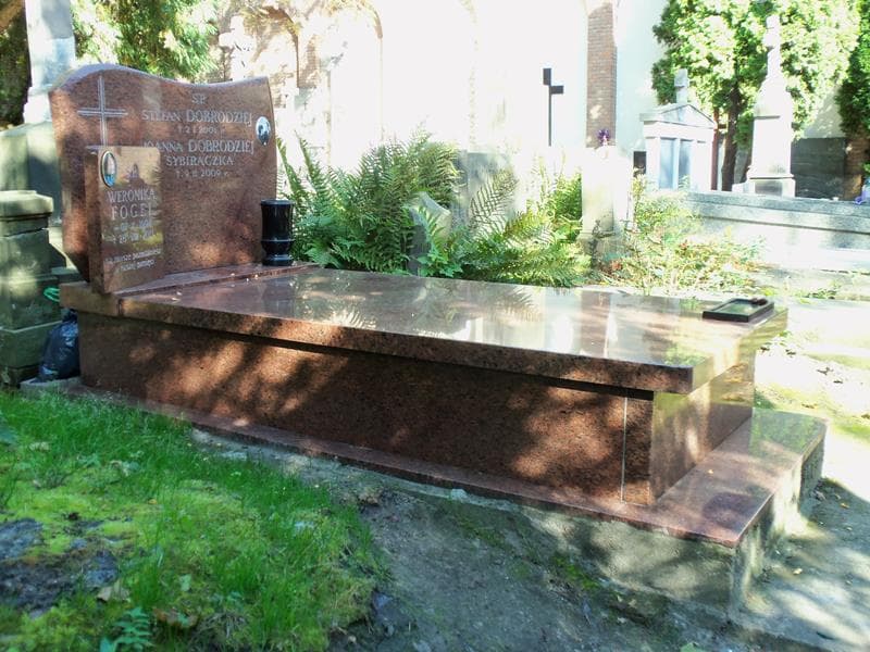 Zdjęcie grobu Joanna Dobrodziej (1)