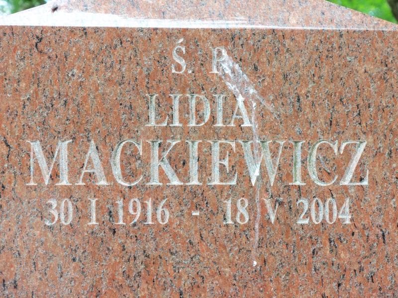Zdjęcie grobu Lidia Mackiewicz (2)