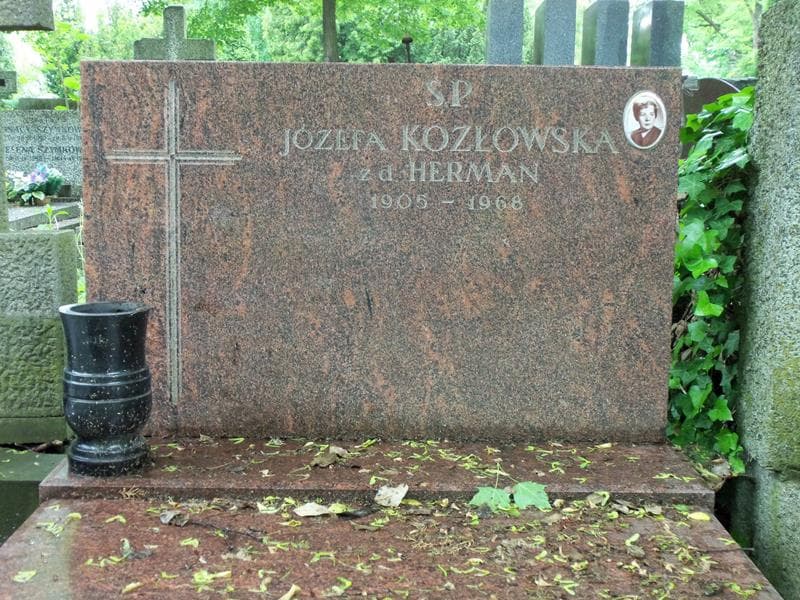 Zdjęcie grobu Józefa Kozłowska (2)