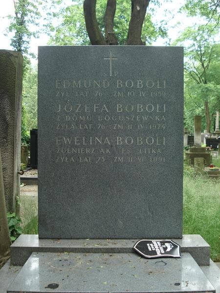 Zdjęcie grobu Ewelina Boboli (2)