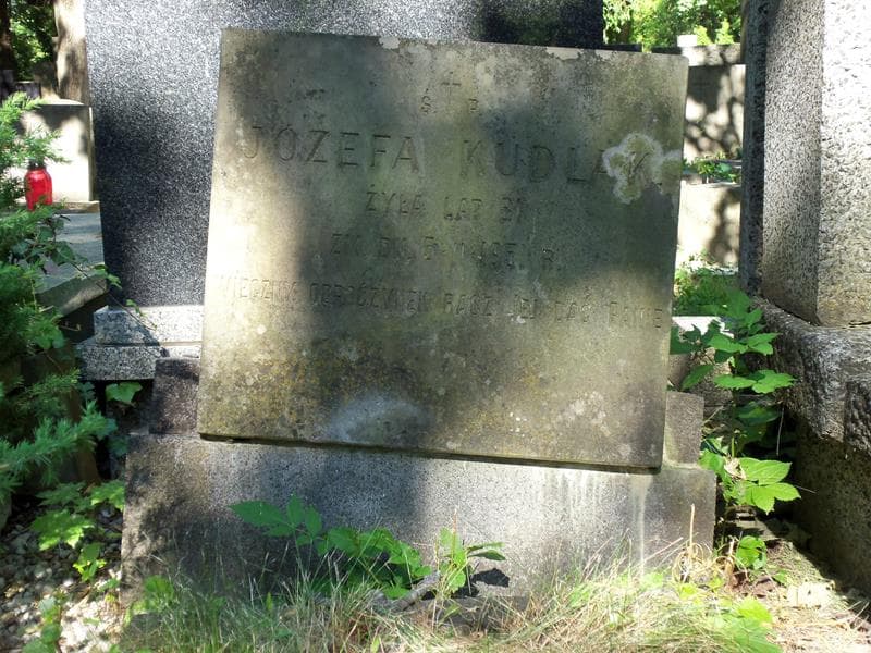 Zdjęcie grobu Józefa Kudlak (2)