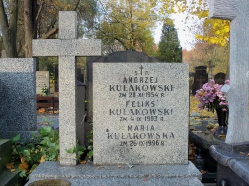 Zdjęcie grobu Andrzej Kułakowski (2)