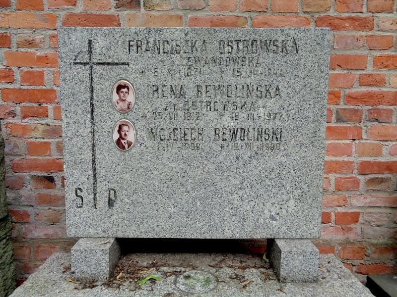 Zdjęcie grobu Franciszka Ostrowska (2)