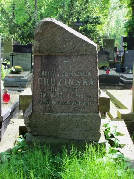 Zdjęcie grobu Lucyna Fruzińska (2)