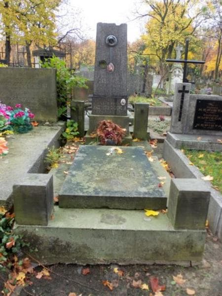 Zdjęcie grobu: Aleksander Dąbrowski