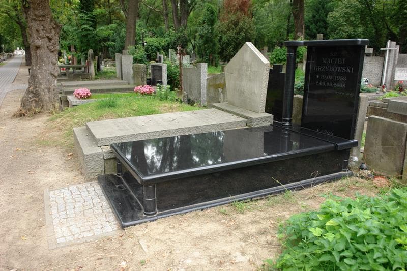 Zdjęcie grobu: Maciej Grzybowski