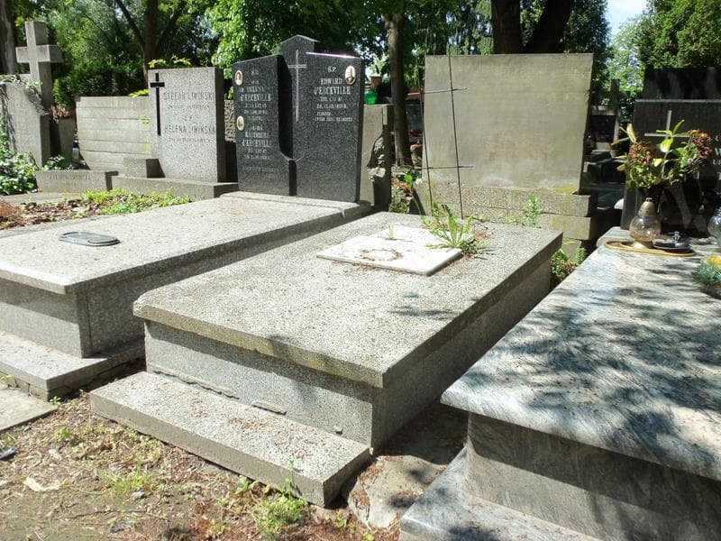 Zdjęcie grobu Władysława Lisowska (2)