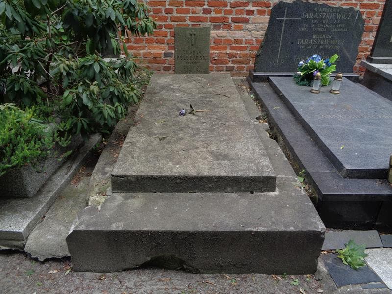 Zdjęcie grobu Zbigniew Pelczarski (1)