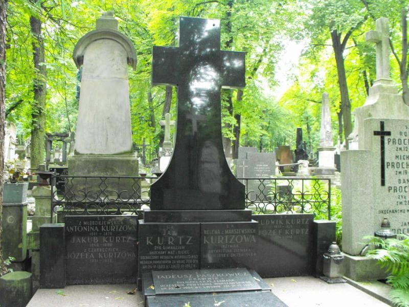 Zdjęcie grobu Helena Kurtzowa (2)