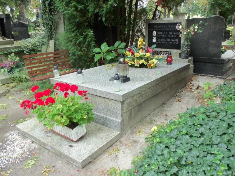 Zdjęcie grobu Wiesław Pietrasik (1)