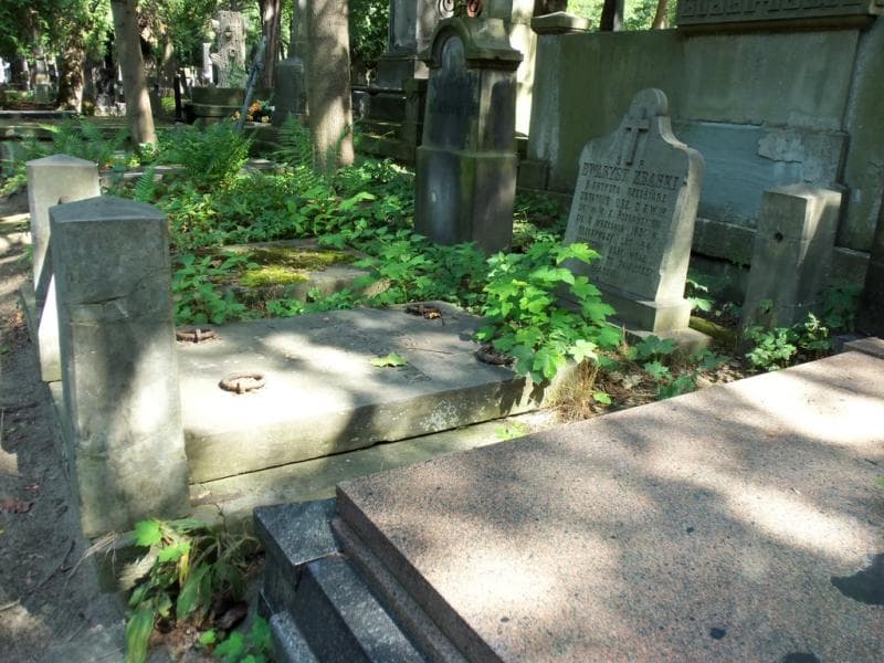 Zdjęcie grobu Ewaryst Zbąski (2)