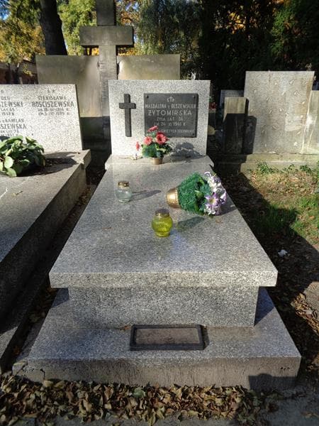 Zdjęcie grobu Magdalena Żytomirska (1)