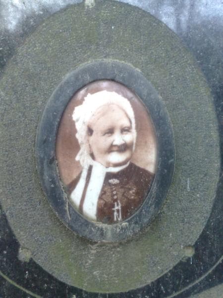 Zdjęcie grobu Elżbieta Włostowska (2)