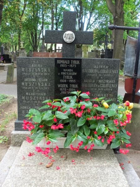 Zdjęcie grobu Romuald Tyrlik (2)