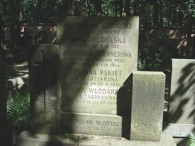 Zdjęcie grobu Bronisława Brunnerowa (1)